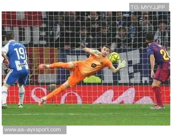 阿斯报导霍安加西亚加盟巴萨引发广泛关注与期待 阿斯报导霍安加西亚加盟巴萨引发广泛关注与期待