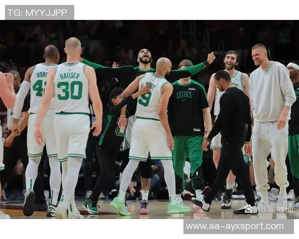 凯尔特人主场迎战骑士首发阵容解析普理查德怀特杰伦布朗米诺特科塔齐聚一堂