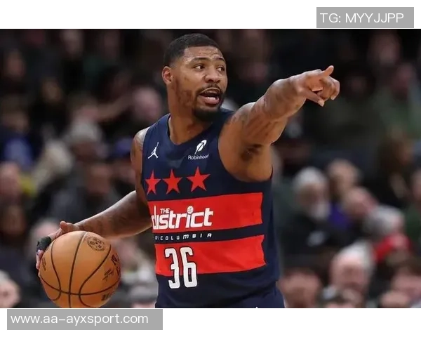 斯玛特今日表现出色教会黄蜂年轻球员防守的真谛 斯玛特今日表现出色教会黄蜂年轻球员防守的真谛